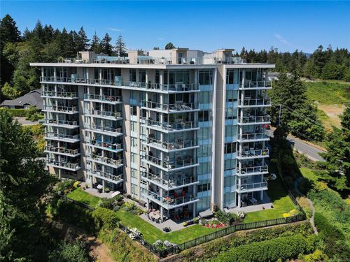 403-5388 Hill Rise Terr, Victoria, BC, V8Y3K3 | Card Image