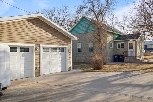 1706 3 Ave, Fort Macleod, AB, T0L0Z0 | Card Image