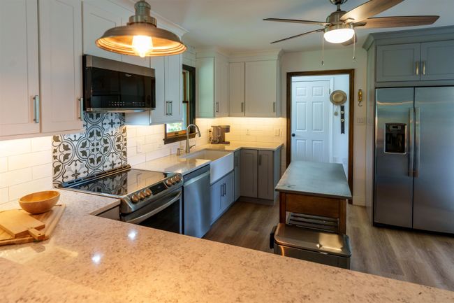 1716 Brockways Mills Rd, House other with 3 bedrooms, 3 bathrooms and null parking in Bellows Falls VT | Image 17