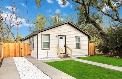 7921 Little St, Houston, TX, 77028-4551 | Card Image