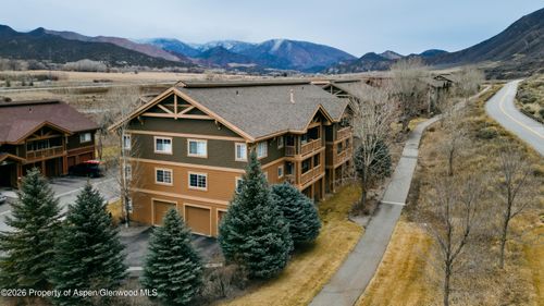 503-520 River View Dr, New Castle, CO, 81647-8469 | Card Image