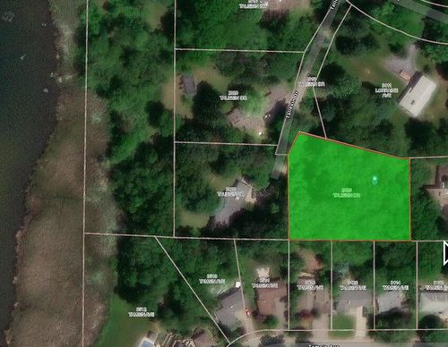 2826 Taliesin Dr, Kalamazoo, MI, 49008-2015 | Card Image