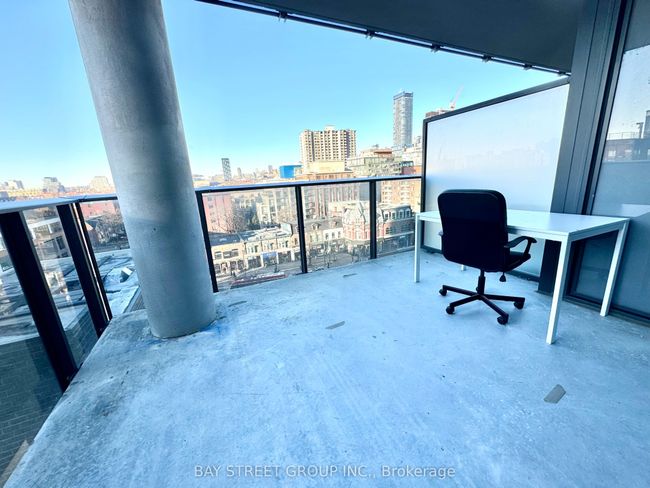 906 - 330 Richmond St W, Condo with 2 bedrooms, 1 bathrooms and null parking in Toronto ON | Image 11