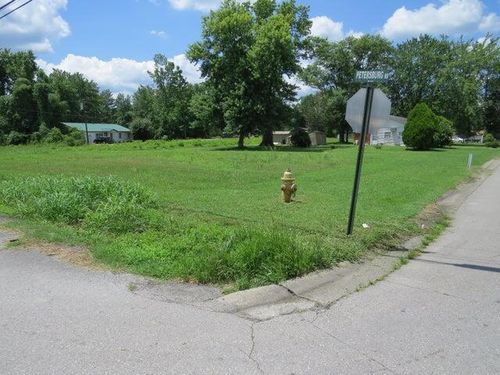 280 Terrell Ln, Barbourville, KY, 40906-7862 | Card Image