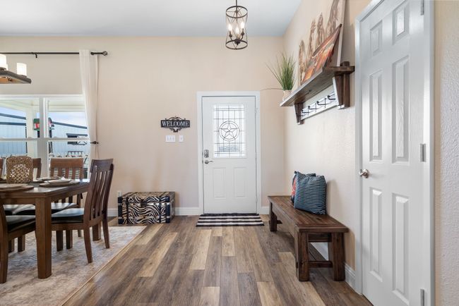 4574 Masch Branch Rd, Home with 3 bedrooms, 3 bathrooms and null parking in Krum TX | Image 7