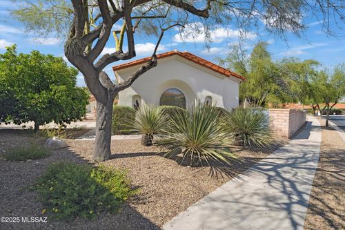 7274 E Placita Rancho La Cholla, Tucson, AZ, 85715-3252 | Card Image
