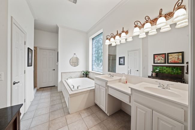 404 Creekside Dr, House other with 5 bedrooms, 4 bathrooms and null parking in Murphy TX | Image 16
