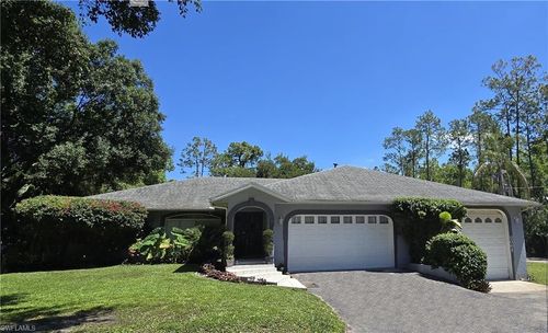 5061 Mahogany Ridge Dr, Naples, FL, 34119-2527 | Card Image