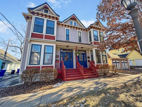 220-220 Mackubin St, Saint Paul, MN, 55102-1745 | Card Image