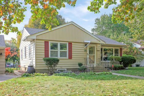 1180 Skillman Ave W, Roseville, MN, 55113-5938 | Card Image