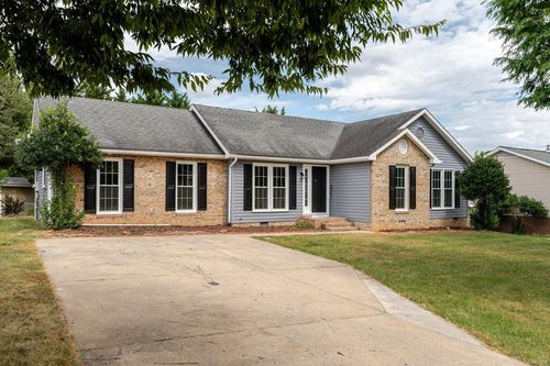 1710 Fox Ln, Harrisonburg, VA, 22801-9087 | Card Image