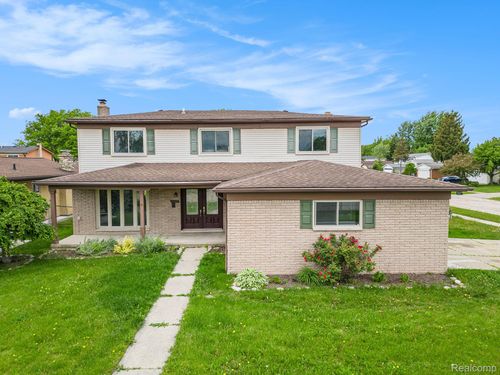 4325 Fox Hill Dr, Sterling Heights, MI, 48310-3369 | Card Image