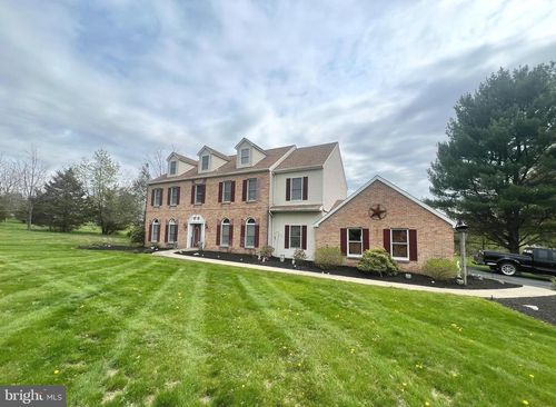 11 Morlatton Rd, DOUGLASSVILLE, PA, 19518-9528 | Card Image