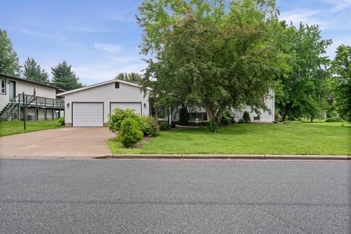 4016 Mary Drive, Onalaska, WI, 54650 | Card Image
