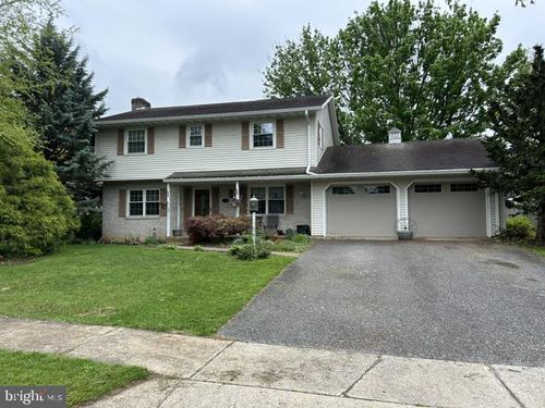 418 Herwen Drive Drive, Shippensburg, PA, 17257 | Card Image