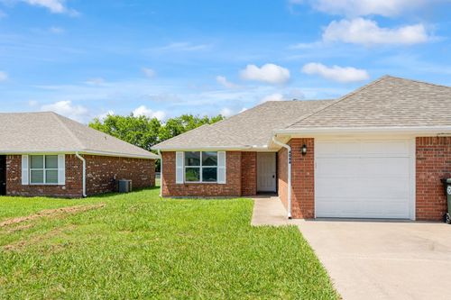 406 W Andrew Dr, Mabank, TX, 75147 | Card Image