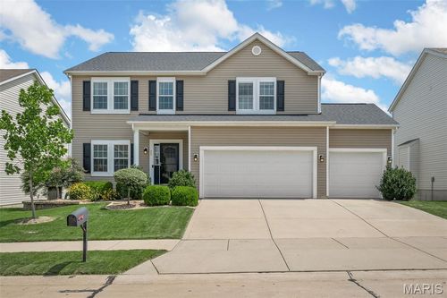 75 Fountainview Dr, Saint Charles, MO, 63303-3048 | Card Image