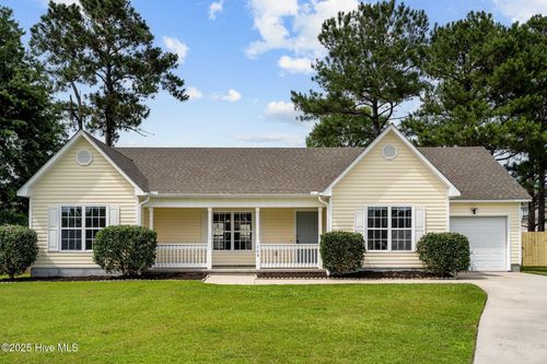 109 Cottonwood Ct, Jacksonville, NC, 28546-4554 | Card Image