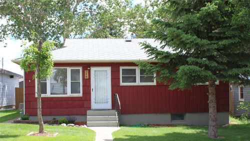 944 Marias Ave, Shelby, MT, 59474-1518 | Card Image