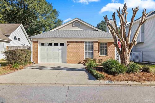 3502 Silvertree Ln, Pensacola, FL, 32504-4911 | Card Image