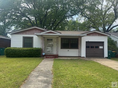 1207 Mockingbird Ln, Texarkana, TX, 75501-3033 | Card Image