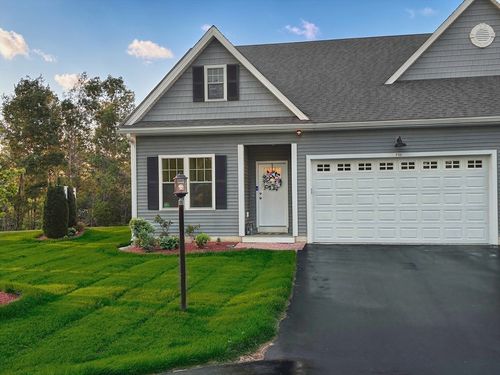 705-705 Southwood Lane, Clinton, MA, 01510 | Card Image