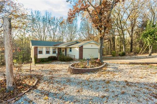 8 Quantock Hills Ln, Bella Vista, AR, 72715-2318 | Card Image