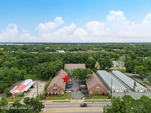 2318 Pass Road, Biloxi, MS, 39531 | Card Image