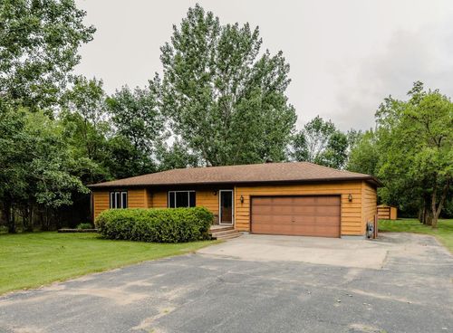 820 Willow Springs Rd, Detroit Lakes, MN, 56501-7964 | Card Image