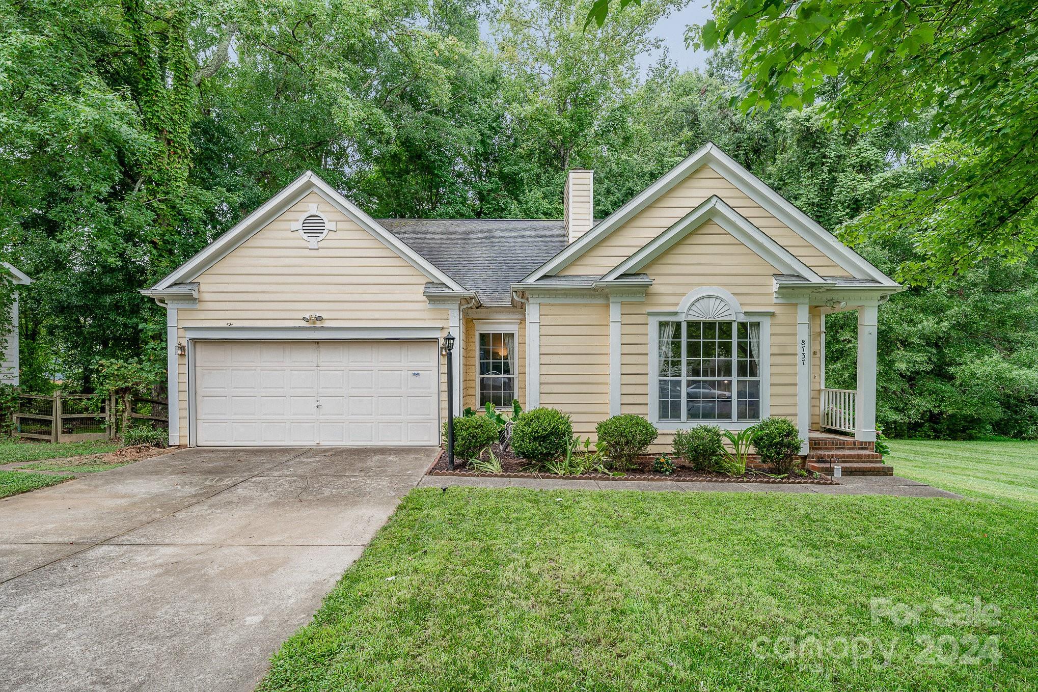 Sam Dee Rd, Charlotte, NC 28215
