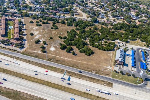 1101 S J Elmer Weaver Fwy, Cedar Hill, TX, 75104 | Card Image