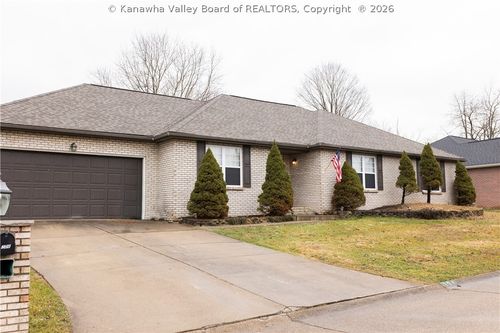 104 Mulberry Dr, Hurricane, WV, 25526-8925 | Card Image