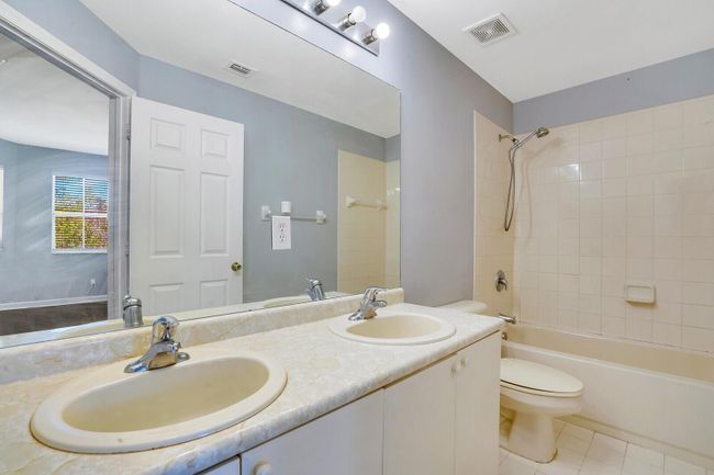 2148 Shoma Drive, Townhouse with 3 bedrooms, 3 bathrooms and null parking in Royal Palm Beach FL | Image 19