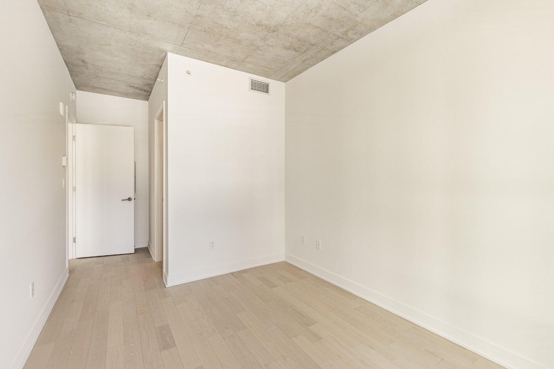 Residential in Brossard 5