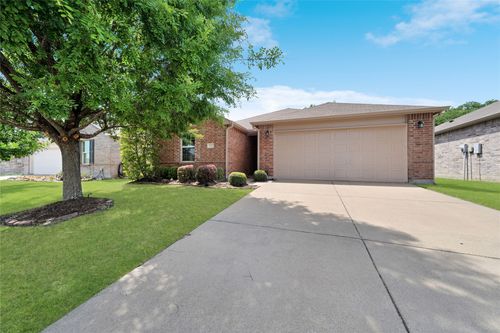 111 Tanglewood Dr, Fate, TX, 75189-4334 | Card Image