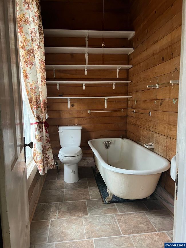 955 B St, House other with 3 bedrooms, 1 bathrooms and null parking in Fossil OR | Image 12
