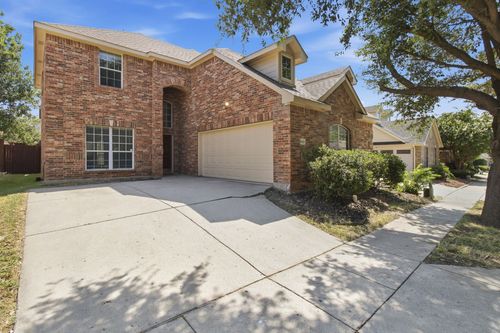 8009 Riverwalk Trl, McKinney, TX, 75070-8559 | Card Image