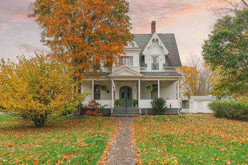 202 Washington St, New Glasgow, NS, B2H3L8 | Card Image