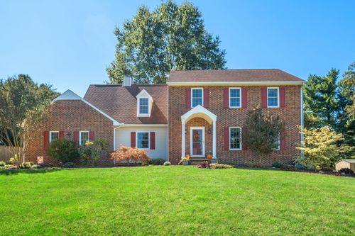 87 Sunset Dr, WAYNESBORO, VA, 22980-7413 | Card Image