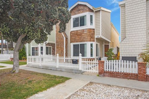222 17th St, Huntington Beach, CA, 92648 | Card Image