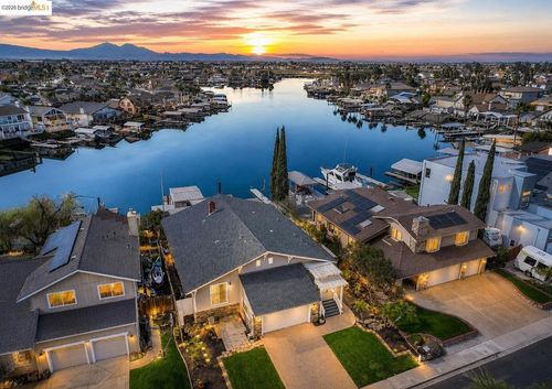1056 Discovery Bay Blvd, Discovery Bay, CA, 94505-9473 | Card Image