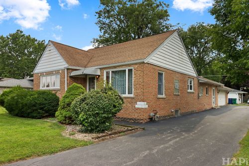 8600 Lockwood Ave, Burbank, IL, 60459-2932 | Card Image