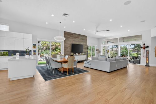 7843 Villa D Este Way, Delray Beach, FL, 33446-4306 | Card Image
