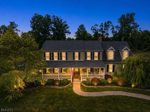 57 Circle Dr, Hampton, NJ, 08827-2512 | Card Image
