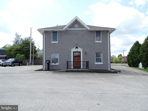 206 3rd St, HANOVER, PA, 17331-2325 | Card Image