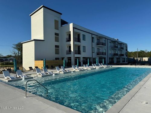 b203-1302 Magnolia Street, Gulfport, MS, 39507 | Card Image