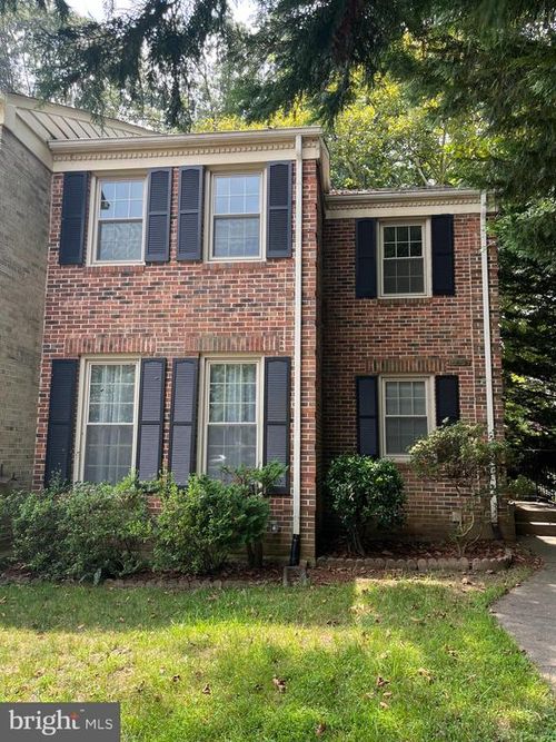 10353 Hampshire Green Ave, FAIRFAX, VA, 22032-3219 | Card Image
