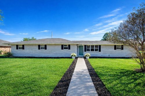 707 Edgewood Dr, Thibodaux, LA, 70301-3816 | Card Image