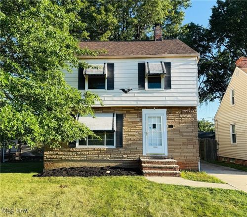 2922 Commonwealth Dr, Parma, OH, 44134-3436 | Card Image