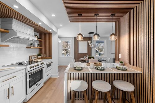 30 Burdett Rd, Lynn, MA, 01904-2430 | Card Image